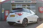 Toyota Yaris 1.5 VVT-i Dynamic 12 mnd. gar. pano, two-tone b, Voorwielaandrijving, 12 maanden, Gebruikt, Euro 6