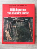 Rijkdommen van moeder aarde, Boeken, Ophalen of Verzenden, Natuur algemeen