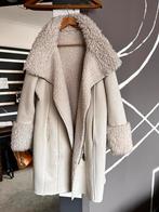 fur coat / sheepskin coat 2 in one, Maat 38/40 (M), Wit, Zo goed als nieuw, Ophalen