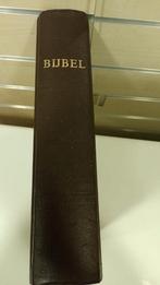 GBS Bijbel. Met kanttekeningen. Formaat 30 bij 21cm., Boeken, Godsdienst en Theologie, Ophalen of Verzenden, Gelezen, Christendom | Protestants