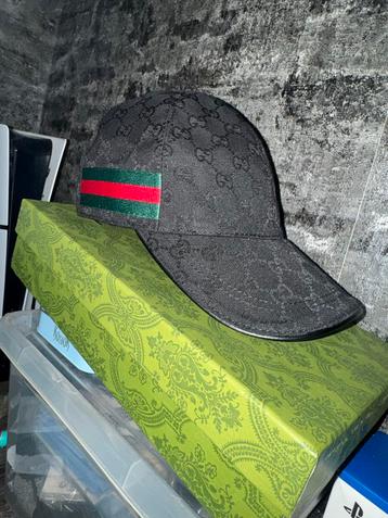 Gucci Pet Zwart - Nieuw met Doos & Dustbag beschikbaar voor biedingen