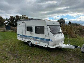 Hobby 400 SF De Luxe Easy Vastbed MOVER  Topstaat beschikbaar voor biedingen