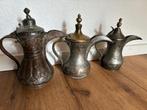 antieke Arabische koffiepot, Ophalen