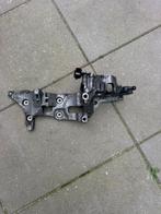 Gebruikte Steun dieselpomp skoda octavia 2016, Ophalen of Verzenden, Zo goed als nieuw, Overige schalen, Onderdeel