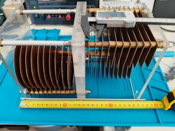 Variabele Condensator bijv. voor Mag Loop Antenne / Eindtrap beschikbaar voor biedingen