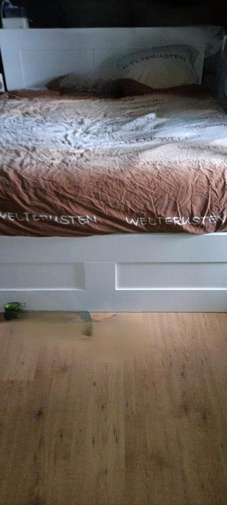 Ikea brimnes bed 160x200 met matras. En achterboord, Huis en Inrichting, Slaapkamer | Stapelbedden en Hoogslapers, Zo goed als nieuw