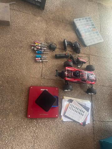 Leuke traxxas jato 3.3 tekoop met veel spullen beschikbaar voor biedingen