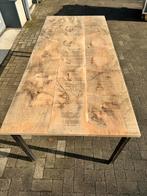 Eettafel oud eikenhout, stalen onderstel oud hout, Eikenhout, Nieuw, Vijf personen of meer, Rechthoekig