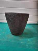 bloempot zwart kunststof met water rooster, Ophalen of Verzenden, 'T Olde Gre-j, Info@toldegrej.nl, Endepoelstraat 20f Didam