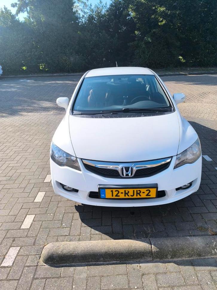 Honda Civic 1.3 Vtec Hybrid 4DR C-tr. 2011 Wit, Auto's, Honda, Particulier, Civic, Hybride Elektrisch/Benzine, A, Sedan, Automaat