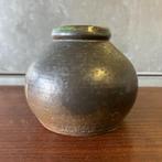 Vintage keramiek vaasje gemerkt jaren 50 60, Huis en Inrichting, Overige kleuren, Aardewerk of Porselein, Ophalen of Verzenden