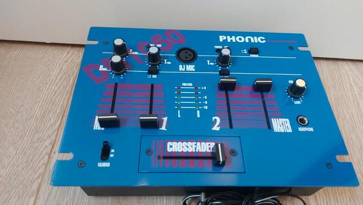Phonic DJ Mixer - Mengpaneel, Muziek en Instrumenten, Mengpanelen, Gebruikt, Minder dan 5 kanalen, Microfooningang, Ophalen of Verzenden