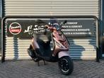 Piaggio Zip Rose Gold Brom 2023 3011 km 1 eig, ., Maximaal 45 km/u, Ophalen of Verzenden, Zo goed als nieuw