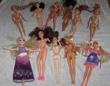 11 Barbie poppen beschikbaar voor biedingen