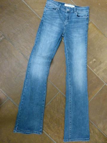 Lizzy flared jeans Circle of trust maat 29 = 36 / S blauw beschikbaar voor biedingen