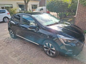 Renault Clio 1.0 TCe 90pk GPF 2023 Zwart beschikbaar voor biedingen