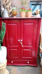 Brocante/Vintage KAST diep rood, Antiek en Kunst, Ophalen