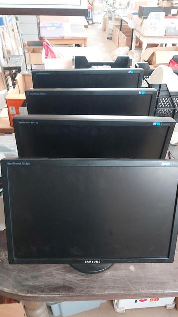Samsung syncmaster 2043BW 4 stuks beschikbaar voor biedingen