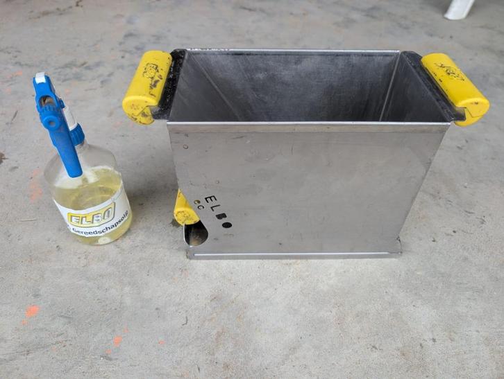 Lijmverdeelbak Elbo 140 mm - Poriso, Doe-het-zelf en Verbouw, Gereedschap | Handgereedschap, Zo goed als nieuw, Ophalen