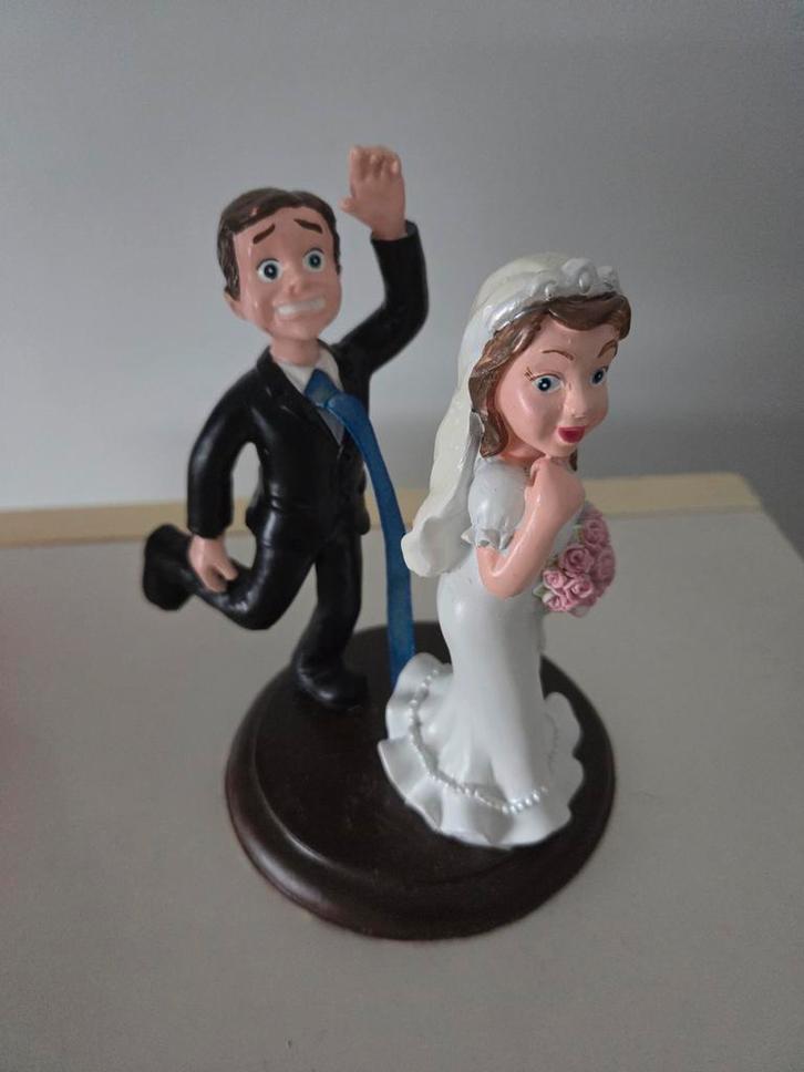 Grappige Bruidstaart Topper - Weglopende Bruidegom, Verzamelen, Beelden en Beeldjes, Nieuw, Mens, Ophalen