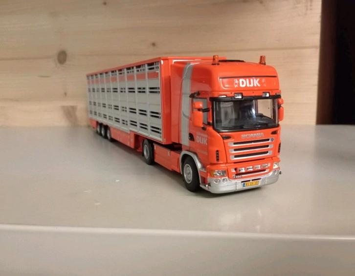 Scania R Dijk vee oplegger WSI, Hobby en Vrije tijd, Modelauto's | 1:50, Nieuw, Bus of Vrachtwagen, Wsi, Ophalen of Verzenden
