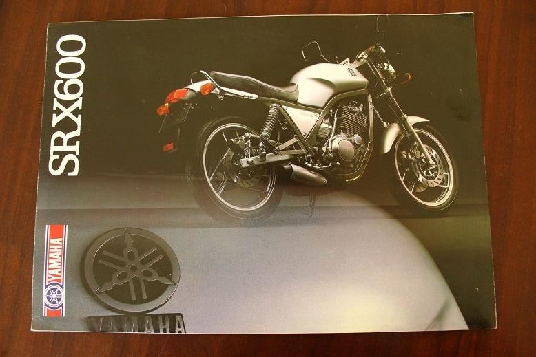 Yamaha SRX600 motorfiets verkoop folder 1986 brochure, Motoren, Ophalen of Verzenden, Yamaha