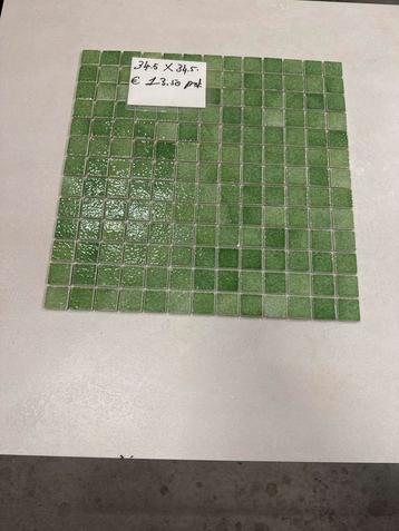 Mozaïek glas matje 34,5x34,5cm beschikbaar voor biedingen