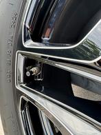 Toyota Rav 4 19 inch Velgen met Zomerbanden - Nieuwstaat, Auto-onderdelen, Banden en Velgen, 19 inch, Overige, Banden en Velgen