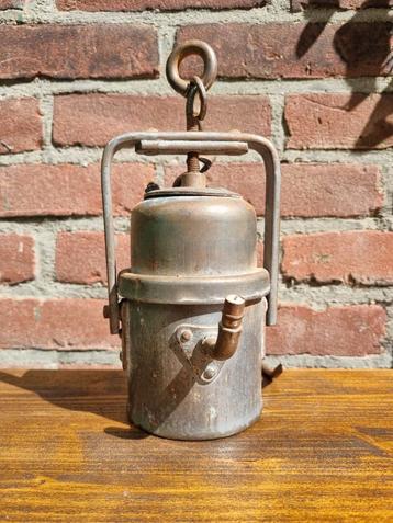 Vintage Carbidlamp Mijnlamp beschikbaar voor biedingen