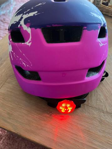 015 - Ultralichte kinder fietshelm met verlichting beschikbaar voor biedingen