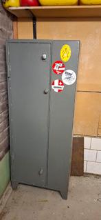 Wapenkluis, Ophalen, Zo goed als nieuw