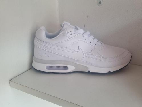 Nike air classics bw, Kleding | Heren, Schoenen, Nieuw, Sneakers of Gympen, Wit, Ophalen of Verzenden