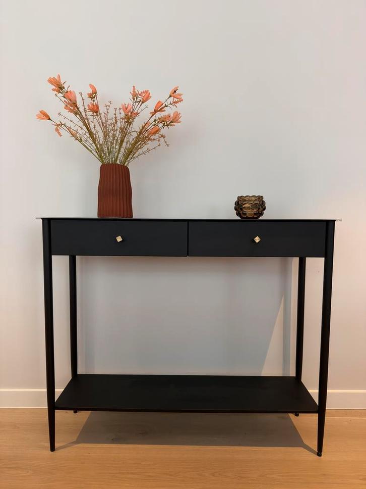 Z.g.a.n. sidetable zwart luxe gepoedercoat staal, Huis en Inrichting, Tafels | Sidetables, Zo goed als nieuw, 25 tot 50 cm, 100 tot 150 cm
