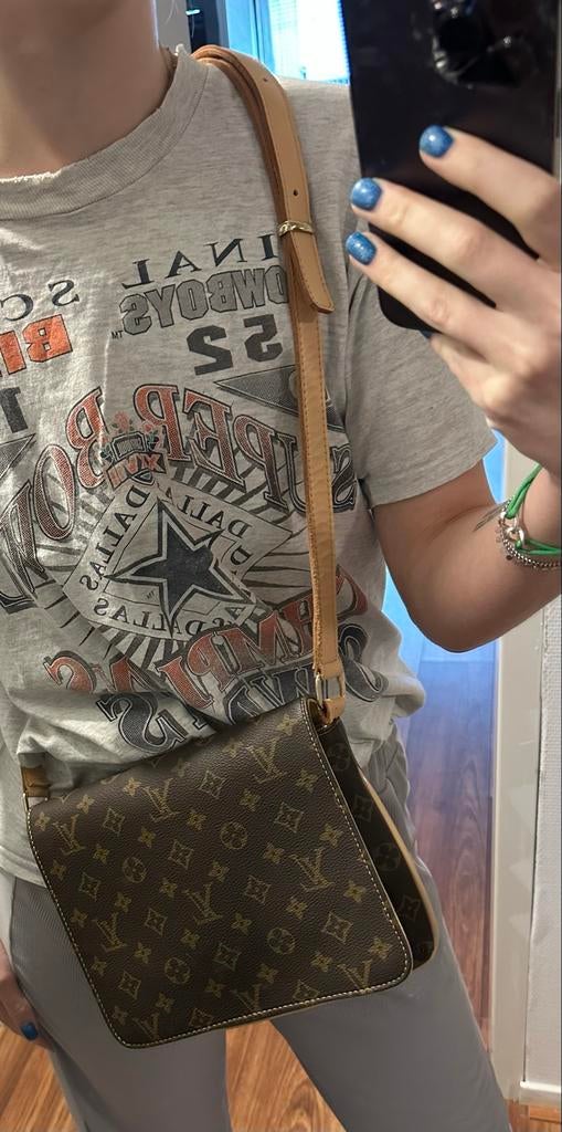 Louis Vuitton Schoudertas, Ophalen of Verzenden, Gebruikt, Bruin, Schoudertasje