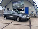 Volvo V70 2.5 T Comfort Line Titanium, Voorwielaandrijving, 1556 kg, Leder en Stof, 2521 cc