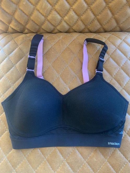 Triumph triaction hybrid lite sportbh maat 80E, Kleding | Dames, Ondergoed en Lingerie, BH, Zwart, Ophalen of Verzenden