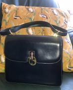 Gucci tas, Ophalen