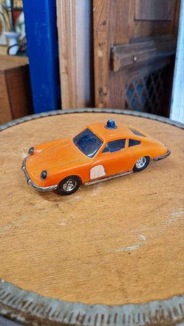 Kunststof Porsche 911 Lucky beschikbaar voor biedingen