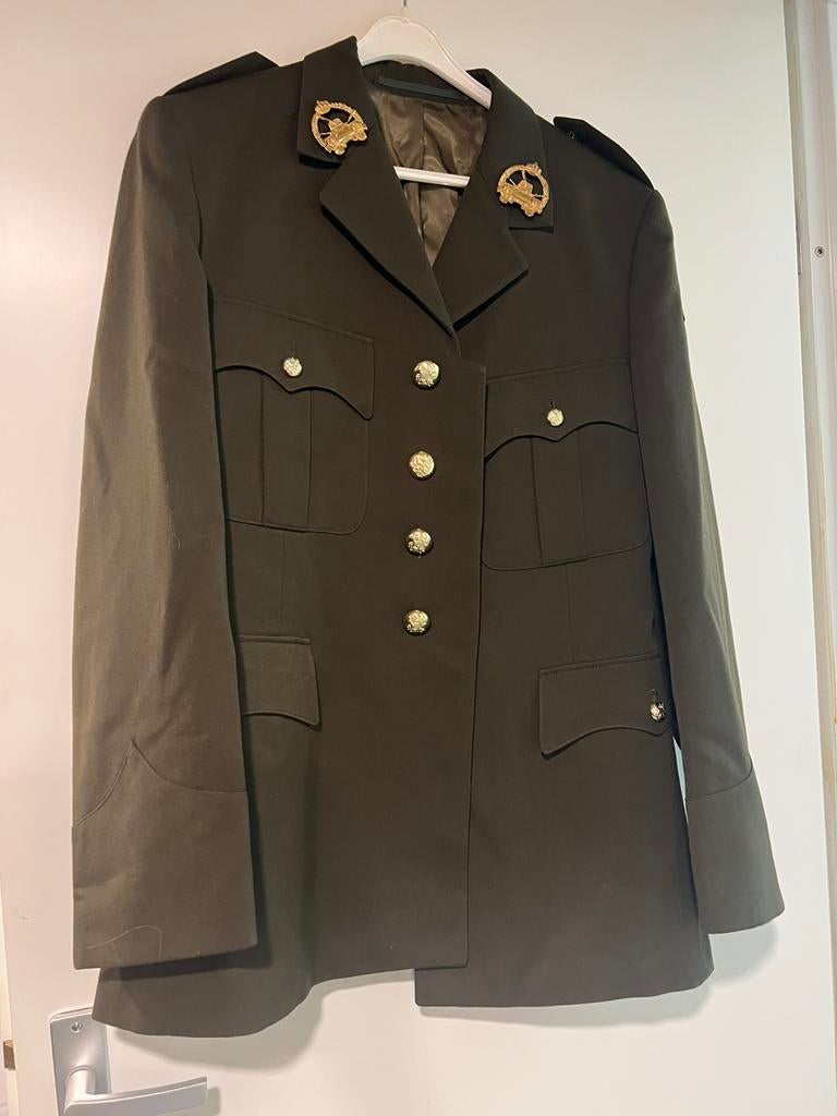 Prachtig uniformjasje, Kleding | Heren, Carnavalskleding en Feestkleding, Ophalen of Verzenden, Zo goed als nieuw, Overige maten