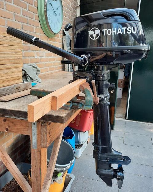 Stalen koolvlet (verkocht) + 6pk Tohatsu langstaart motor, Watersport en Boten, Sloepen, Gebruikt, Tot 10 pk, 3 tot 6 meter, Buitenboordmotor