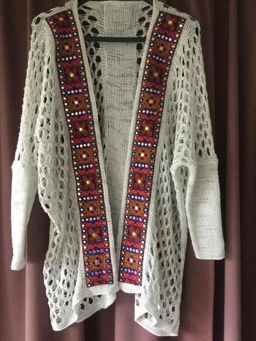 Apart Wit Vest maat 42/44, Kleding | Dames, Truien en Vesten, Zo goed als nieuw, Maat 42/44 (L), Wit, Ophalen of Verzenden