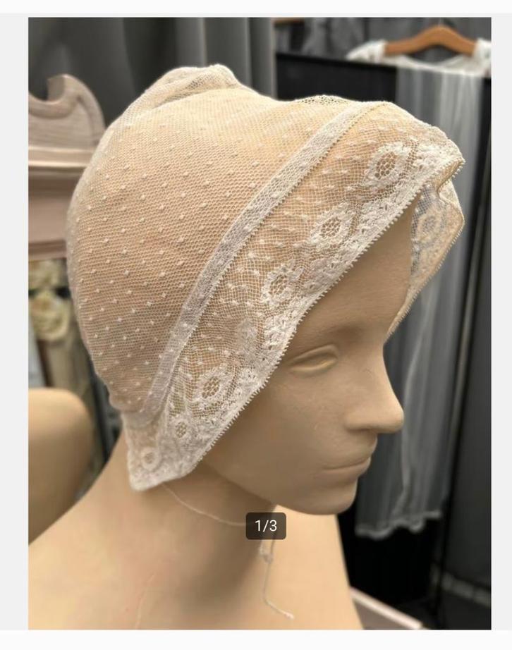 Heel oud en mooi Antiek Mutsje met Kant, Antiek en Kunst, Antiek | Kleding en Accessoires, Ophalen of Verzenden