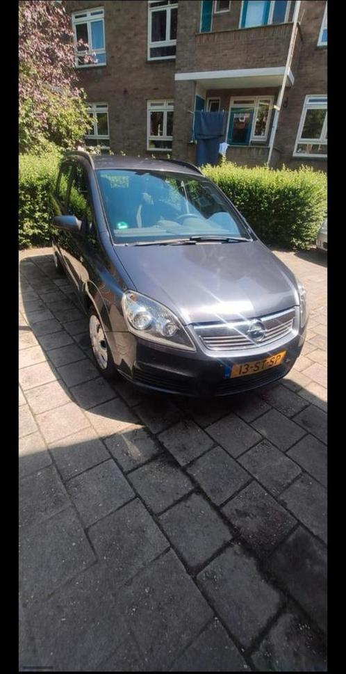 Opel Zafira 1.8 2006 nieuw APK ! Navigatie ! Airco, Auto's, Opel, Particulier, Zafira, Airbags, Airconditioning, Alarm, Bluetooth