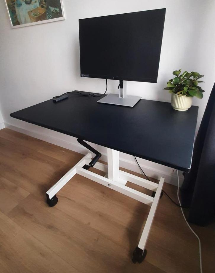 Zit-sta bureau, Huis en Inrichting, Bureaus, Gebruikt, Stabureau, In hoogte verstelbaar, Met wielen, Ophalen