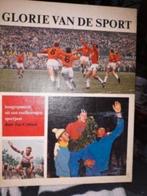 Voetbal boeken, Ophalen of Verzenden, Zo goed als nieuw, Balsport