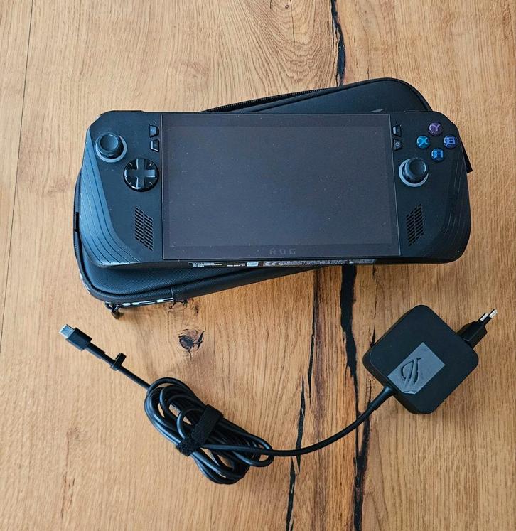 ASUS ROG ALLY X, 4TB SSD + Hall effect Joystick (Upgraded), Spelcomputers en Games, Spelcomputers | Overige, Zo goed als nieuw