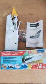 Nieuw! Mini Handnaaimachine Portable Sewing Machine, Hobby en Vrije tijd, Naaimachines en Toebehoren, Ophalen of Verzenden, Nieuw