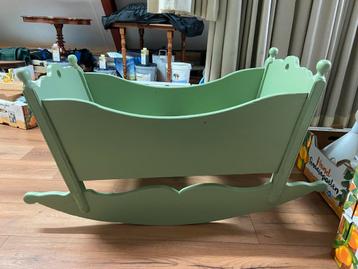 Antieke schommelwieg wieg Farrow & Ball groen bedje beschikbaar voor biedingen