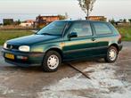 Volkswagen Golf 1.6 CL 55KW 1995 Groen, Auto's, Volkswagen, 74 pk, 4 cilinders, 979 kg, Origineel Nederlands