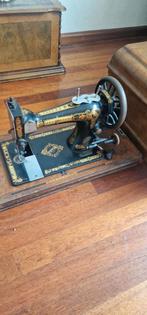 Antieke Vintage Ewing naaimachine, Antiek en Kunst, Ophalen